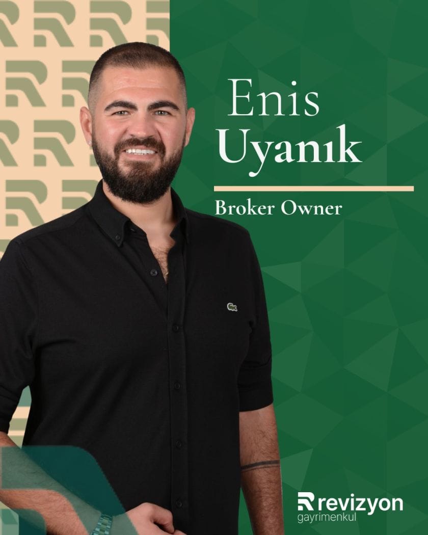 Enis UYANIK
